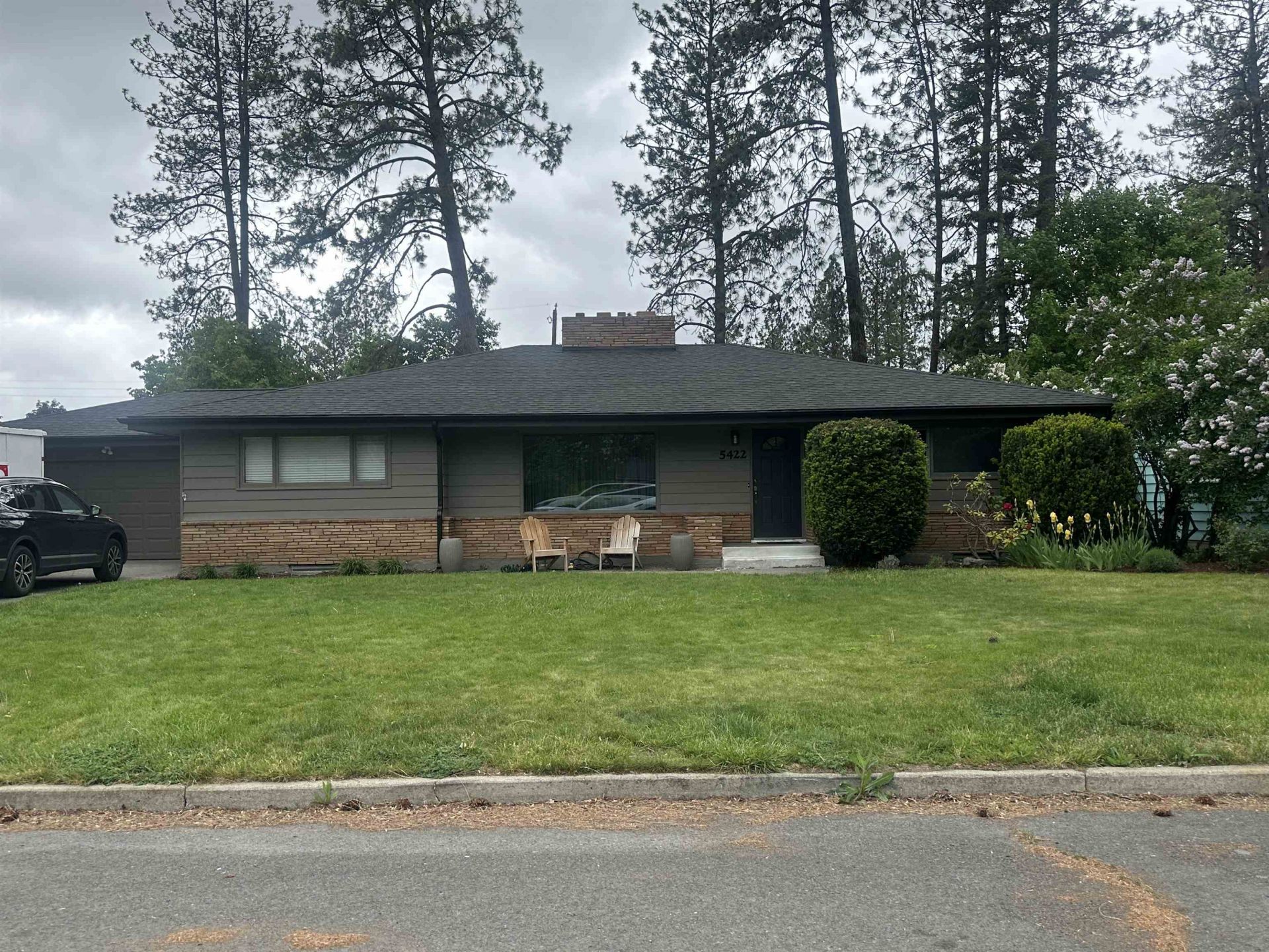 5422 S Garfield St, Spokane, WA 99223 Main Photo