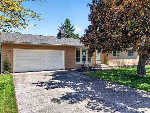 14405 E Sunnyside Dr, Spokane Valley, WA 99037