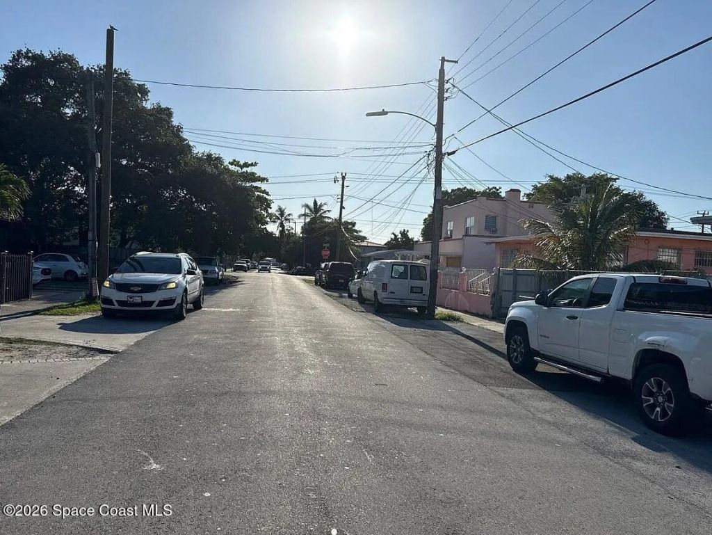 1772 NW 19th Street , Miami, FL 33125 Photo