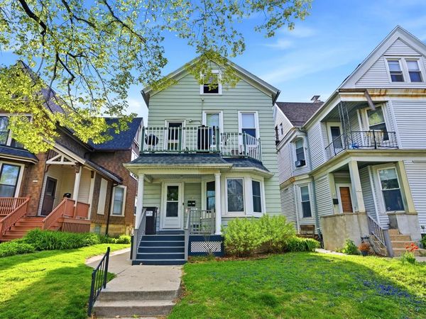1671 Marshall STREET, Milwaukee, WI 53202