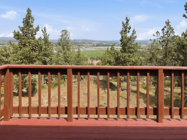 2158 NW Century Drive, Prineville, OR 97754