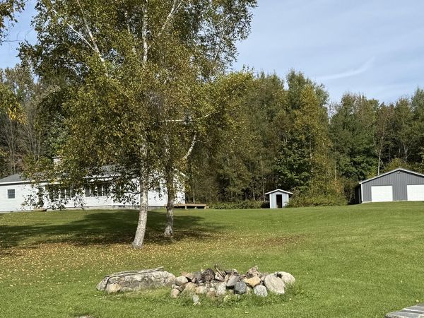 2537 S Niskanen LN, Sugar Island, MI 49783