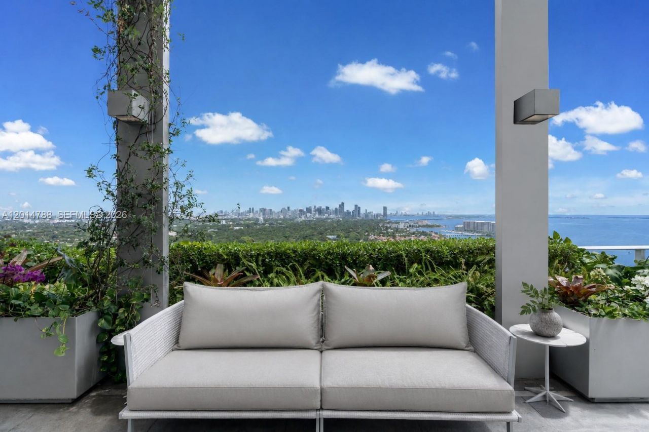 2627 S Bayshore Dr , Unit 3201, Miami, FL 33133 Photo