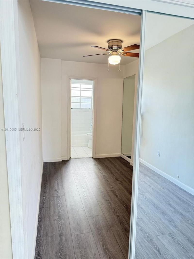 1007 Meridian Ave , Unit 9, Miami Beach, FL 33139 Photo