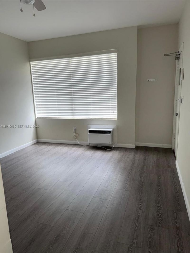 1007 Meridian Ave , Unit 9, Miami Beach, FL 33139 Photo
