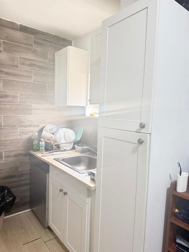 920 Euclid Ave , Unit 3, Miami Beach, FL 33139 Photo