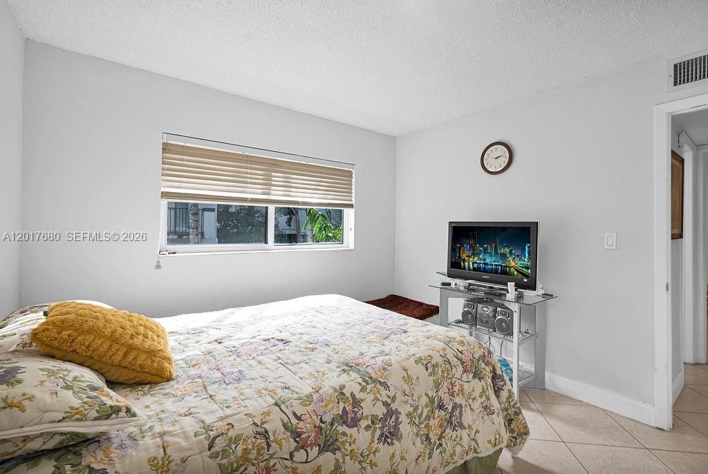 2920 SW 28th Ter, Unit 207, Miami, FL 33133 Photo