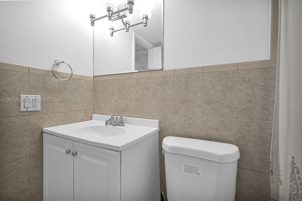 2920 SW 28th Ter, Unit 207, Miami, FL 33133 Photo