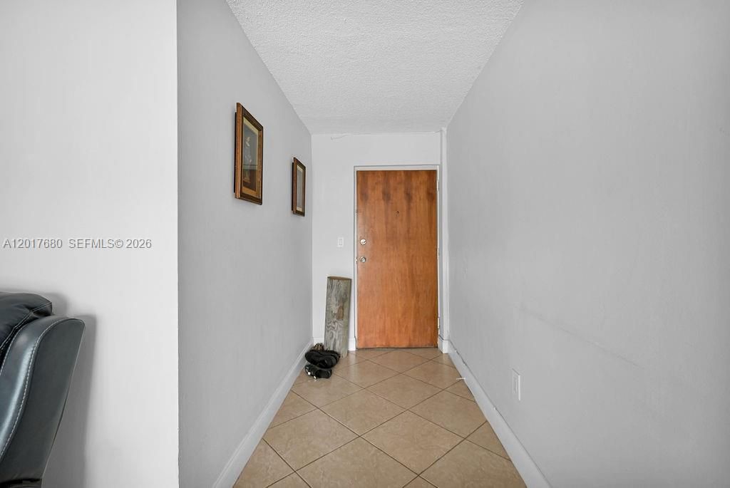 2920 SW 28th Ter, Unit 207, Miami, FL 33133 Photo