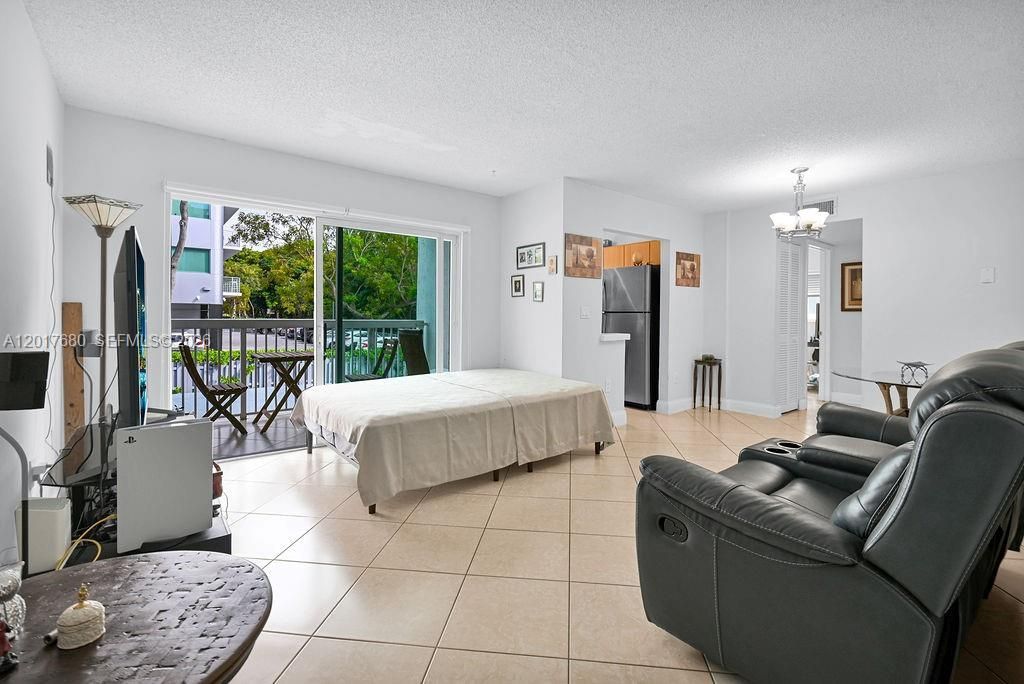 2920 SW 28th Ter, Unit 207, Miami, FL 33133 Photo