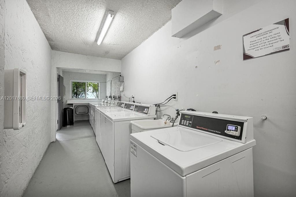 2920 SW 28th Ter, Unit 207, Miami, FL 33133 Photo