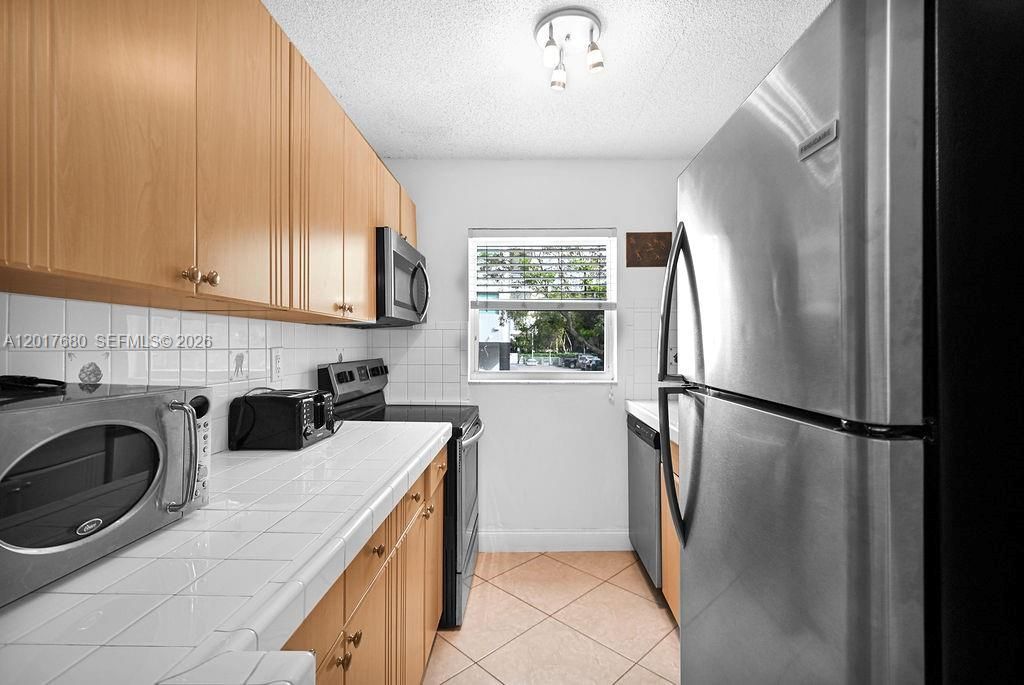 2920 SW 28th Ter, Unit 207, Miami, FL 33133 Photo