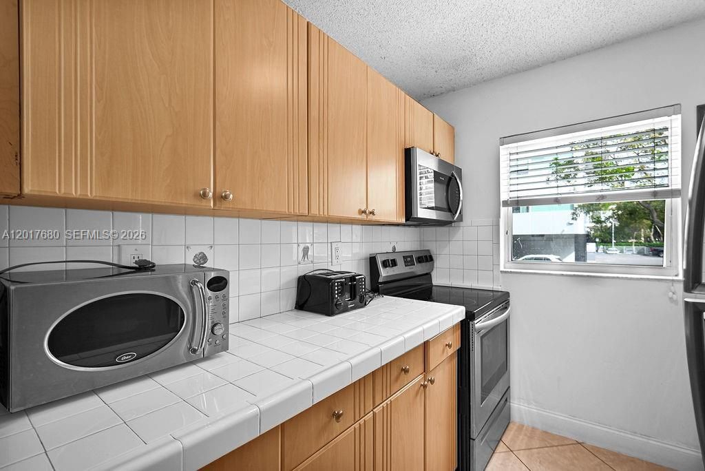 2920 SW 28th Ter, Unit 207, Miami, FL 33133 Photo