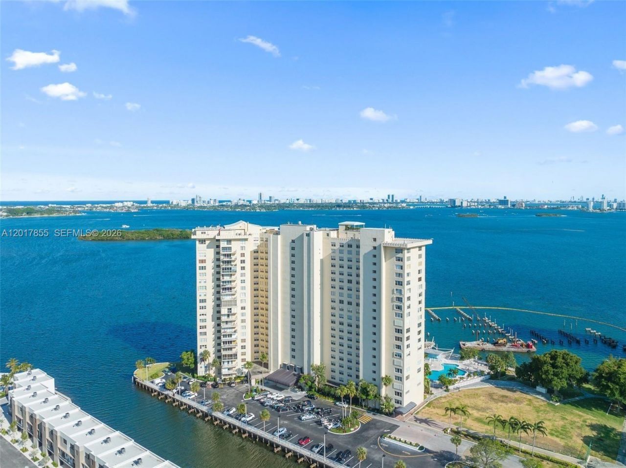 11111 Biscayne Blvd , Unit 7E, Miami, FL 33181 Photo