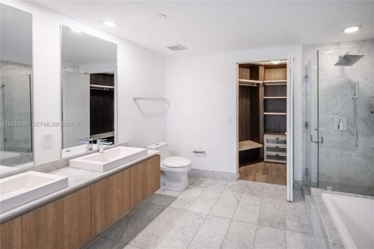 801 S Miami Ave , Unit 3905, Miami, FL 33130 Photo