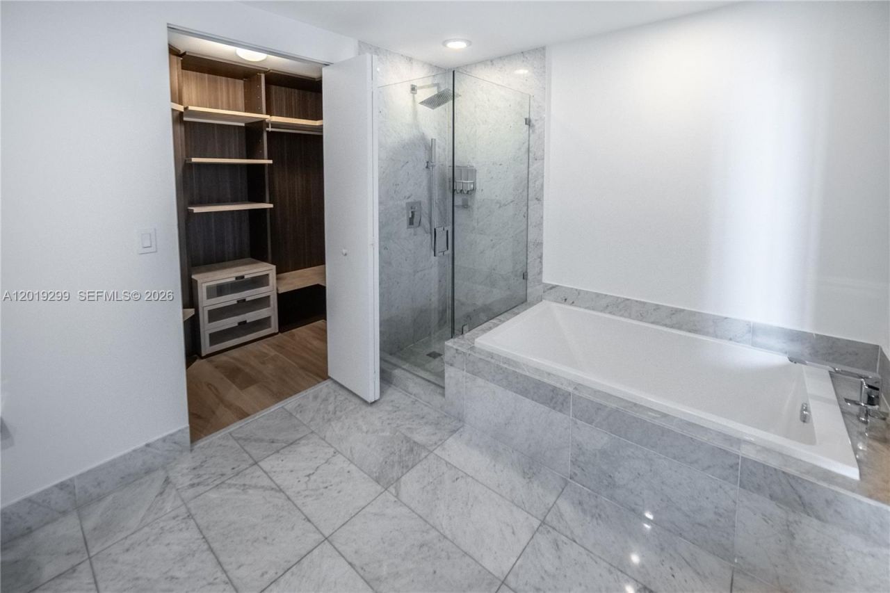 801 S Miami Ave , Unit 3905, Miami, FL 33130 Photo