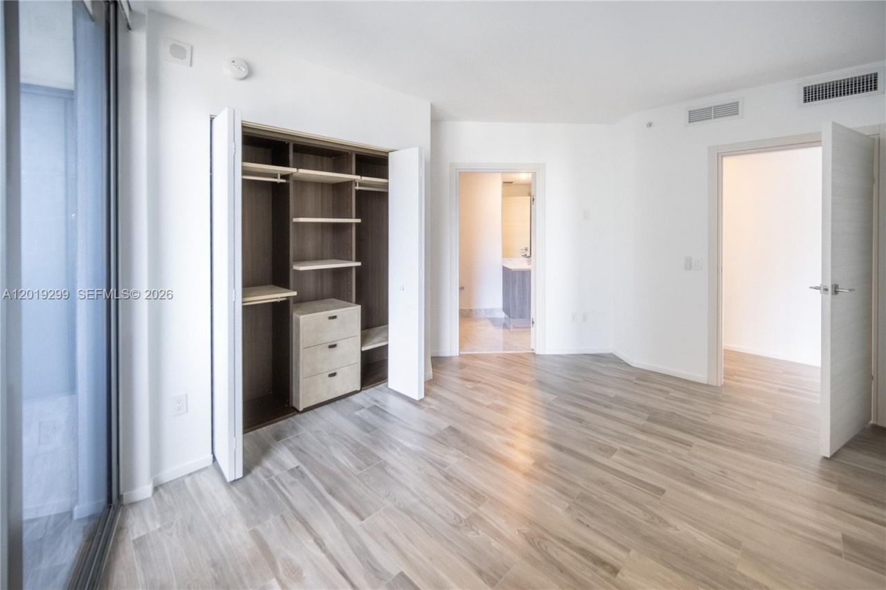 801 S Miami Ave , Unit 3905, Miami, FL 33130 Photo