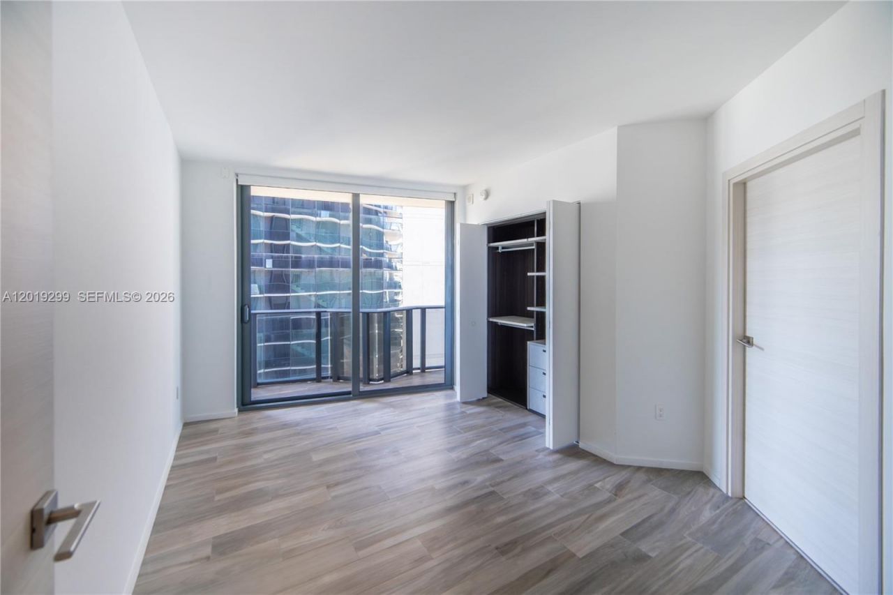 801 S Miami Ave , Unit 3905, Miami, FL 33130 Photo