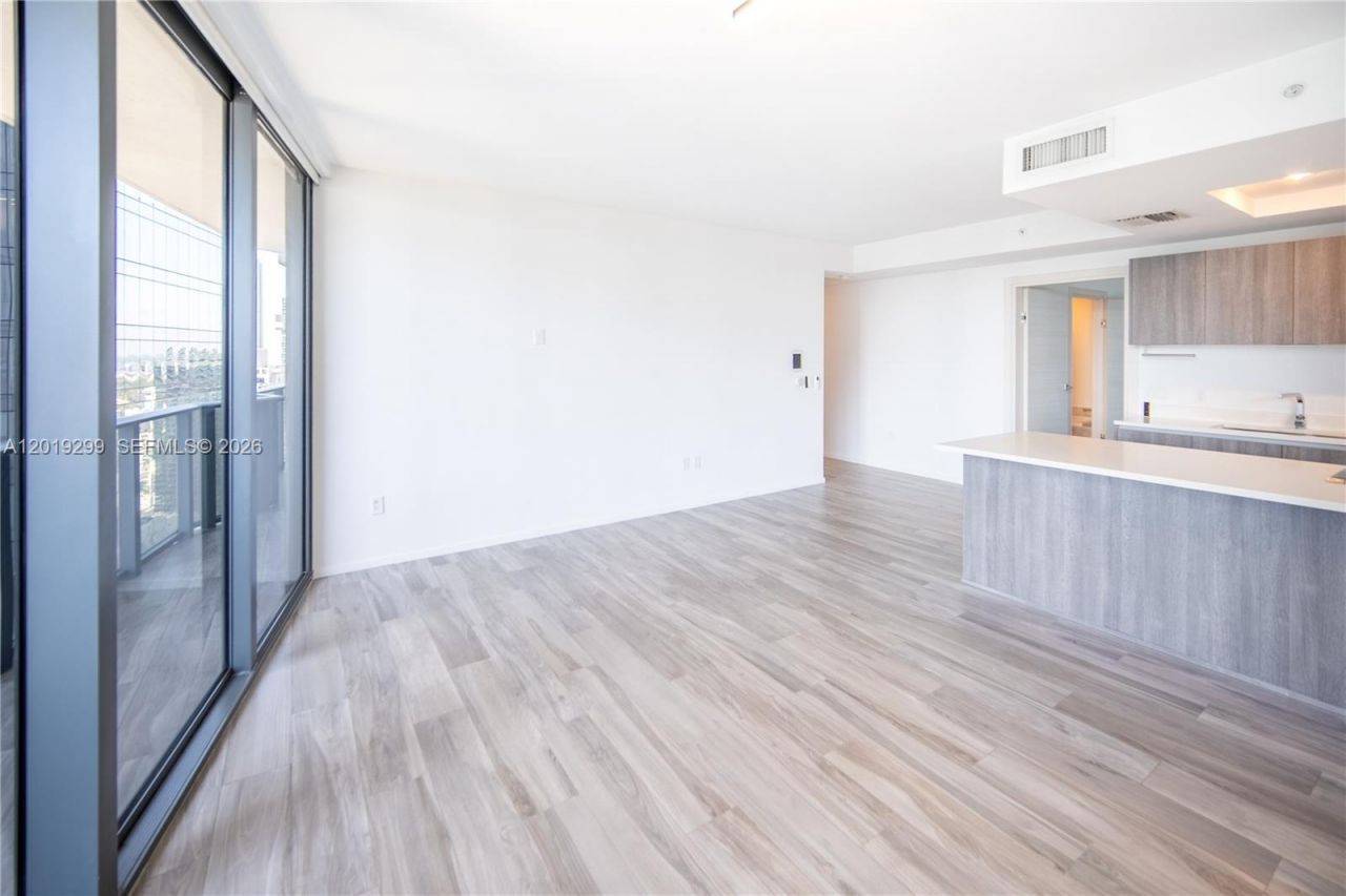 801 S Miami Ave , Unit 3905, Miami, FL 33130 Photo