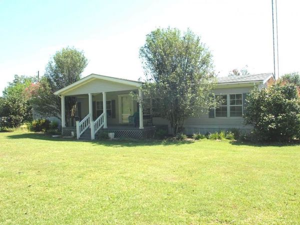 825 Mississippi 585, Kokomo, MS 39643