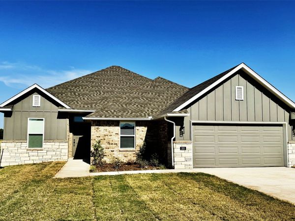 203 S 25th Street, Collinsville, OK 74021