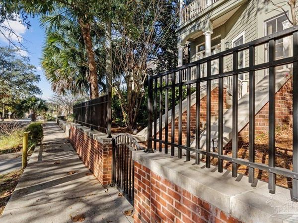 214 La Rua St, Pensacola, FL 32501