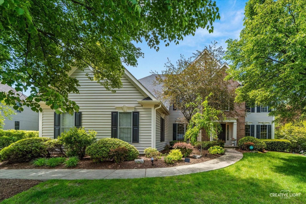 3n890 Emily Dickinson Lane, Saint Charles, IL 60175 Main Photo