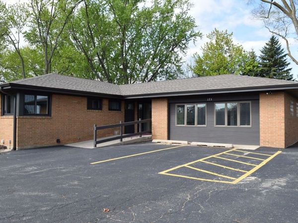 173 Thomas Court , Wauconda, IL 60084