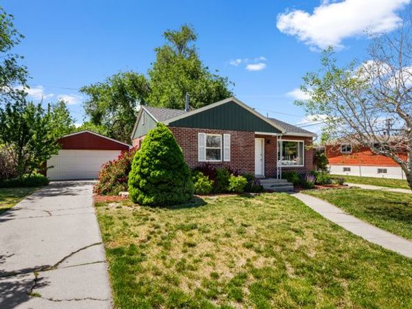 5756 S LINDON ST , Murray, UT 84107