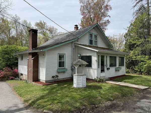 20 Rockaway Rd, Auburn, MA 01501