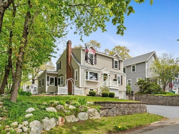 14 Church St, Westwood, MA 02090