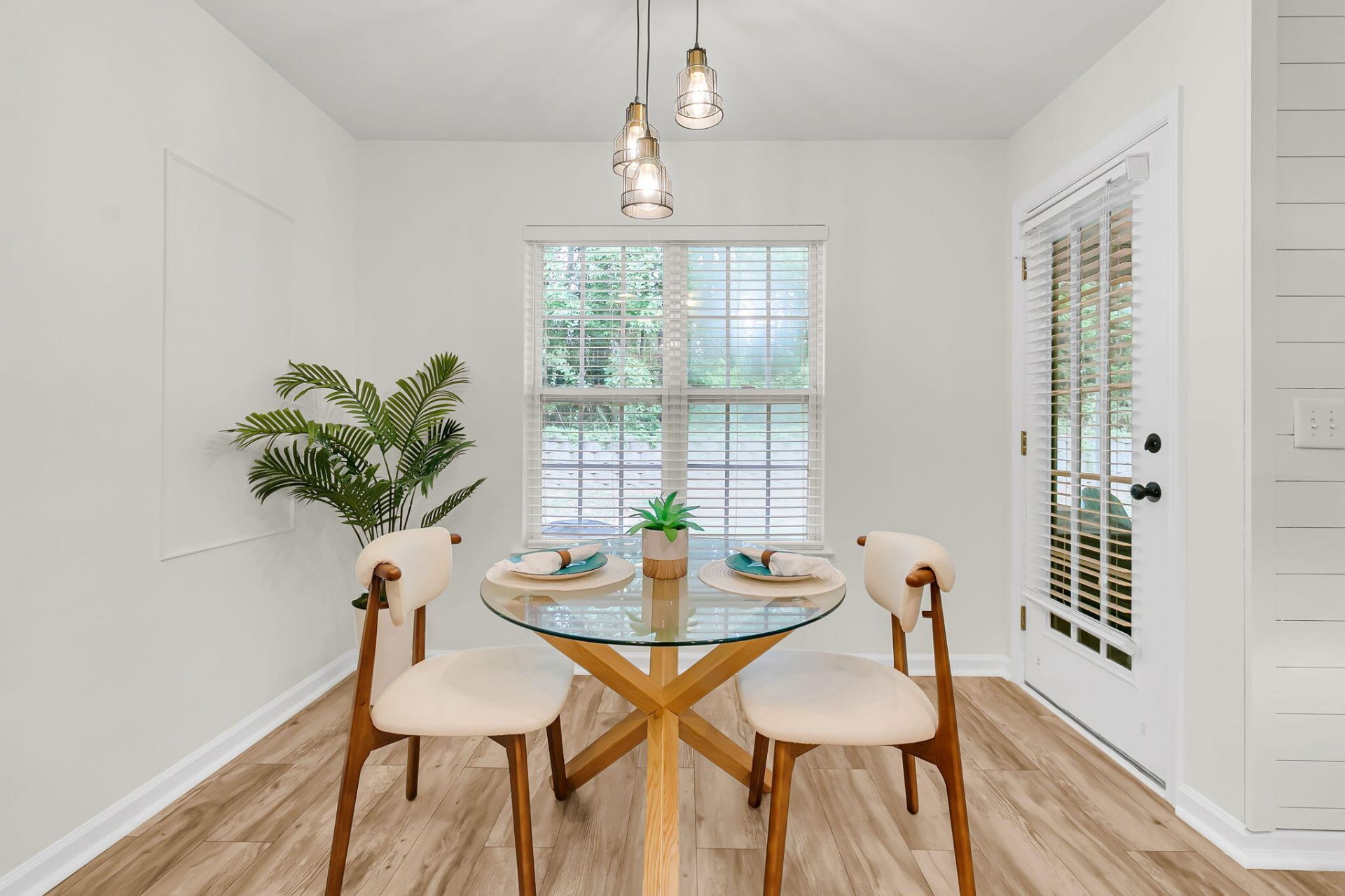 103 Taylor Circle Photo 12