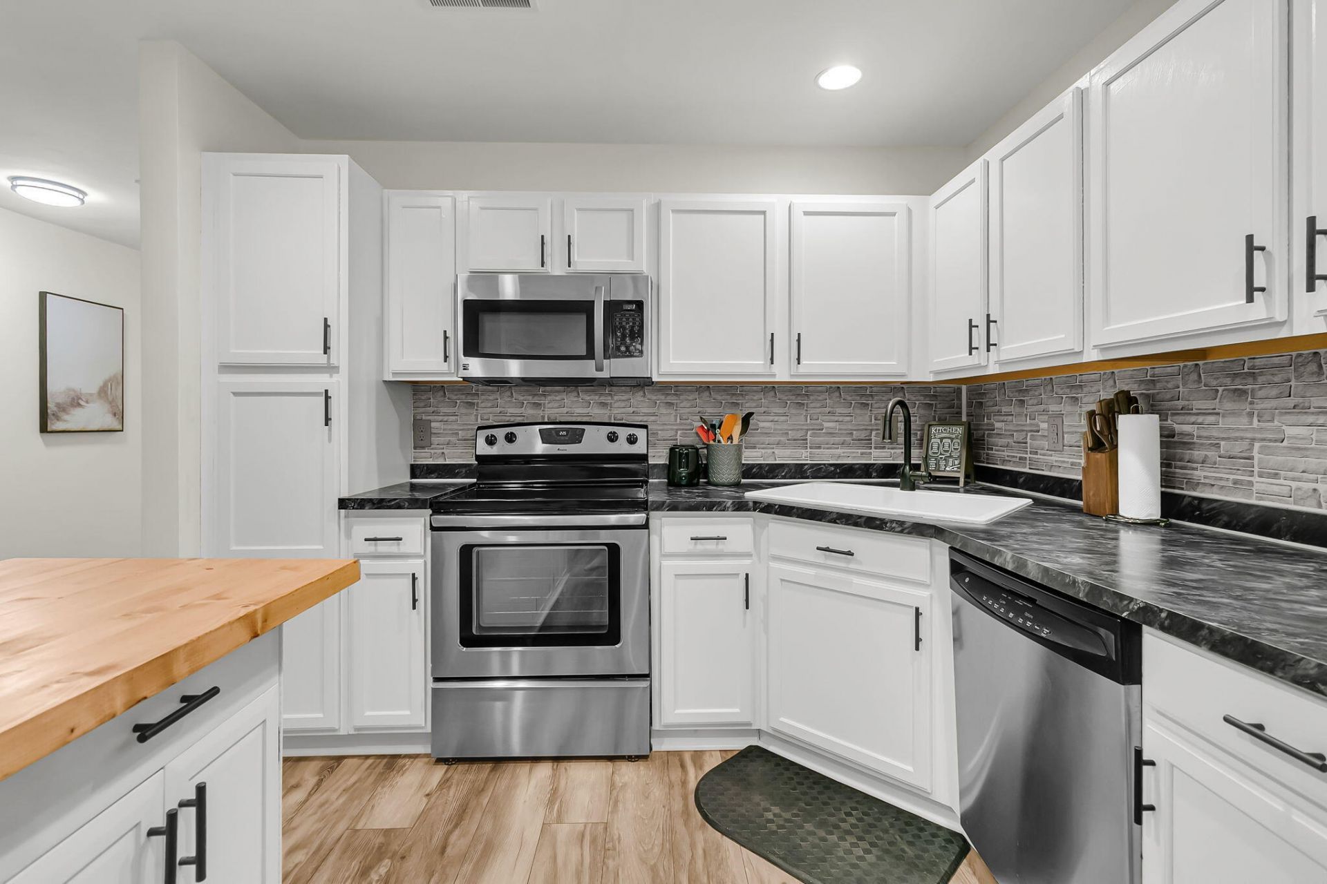 103 Taylor Circle Photo 13
