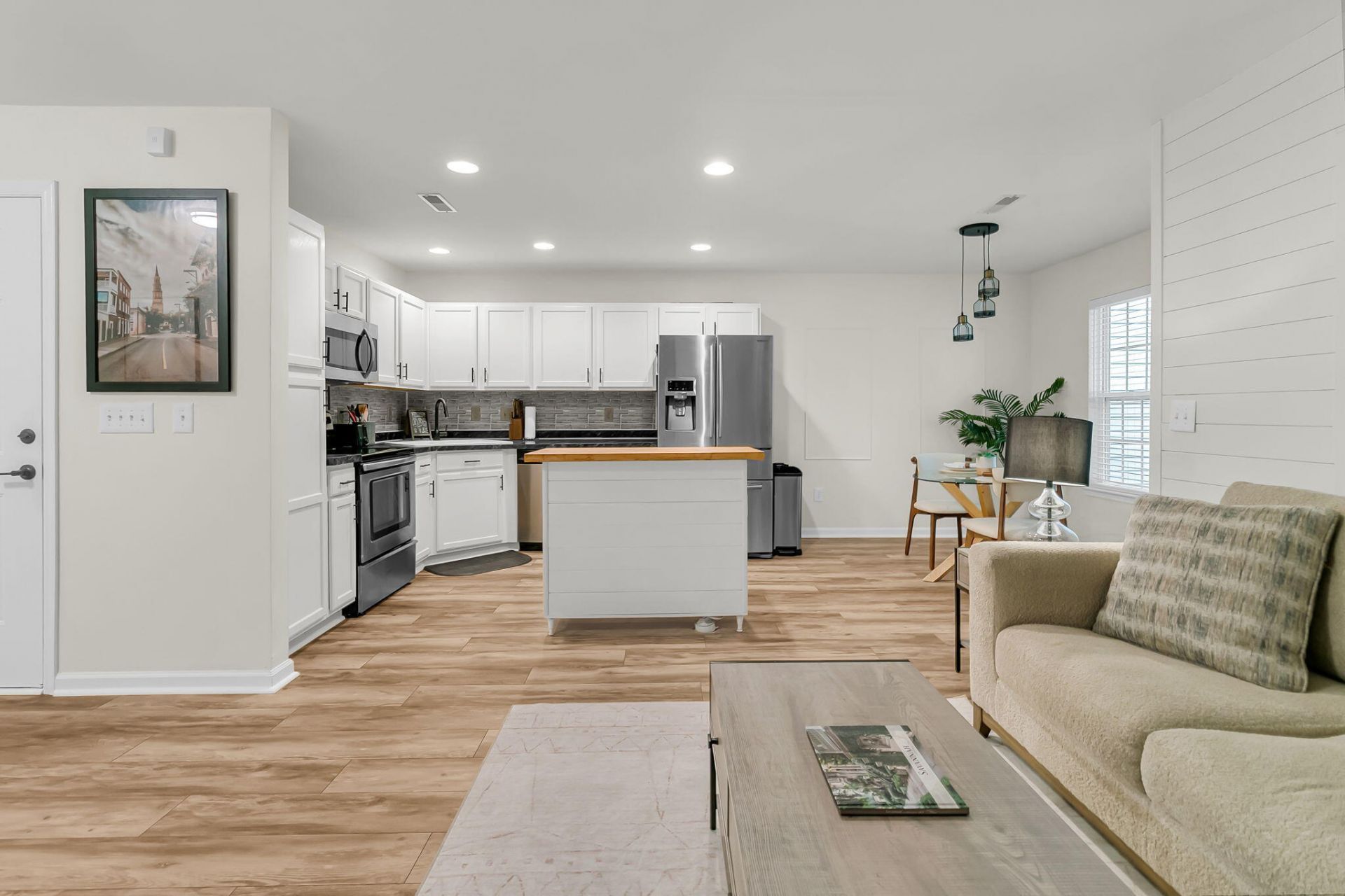 103 Taylor Circle Photo 5
