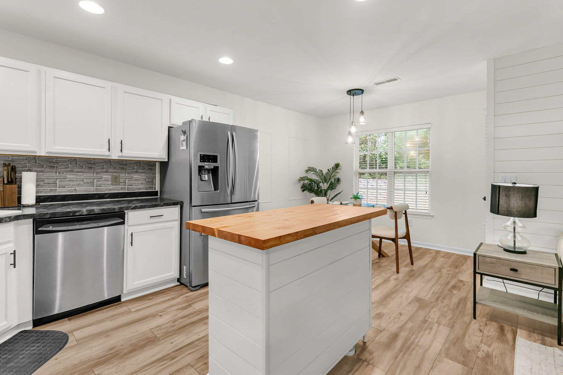 103 Taylor Circle Photo 9