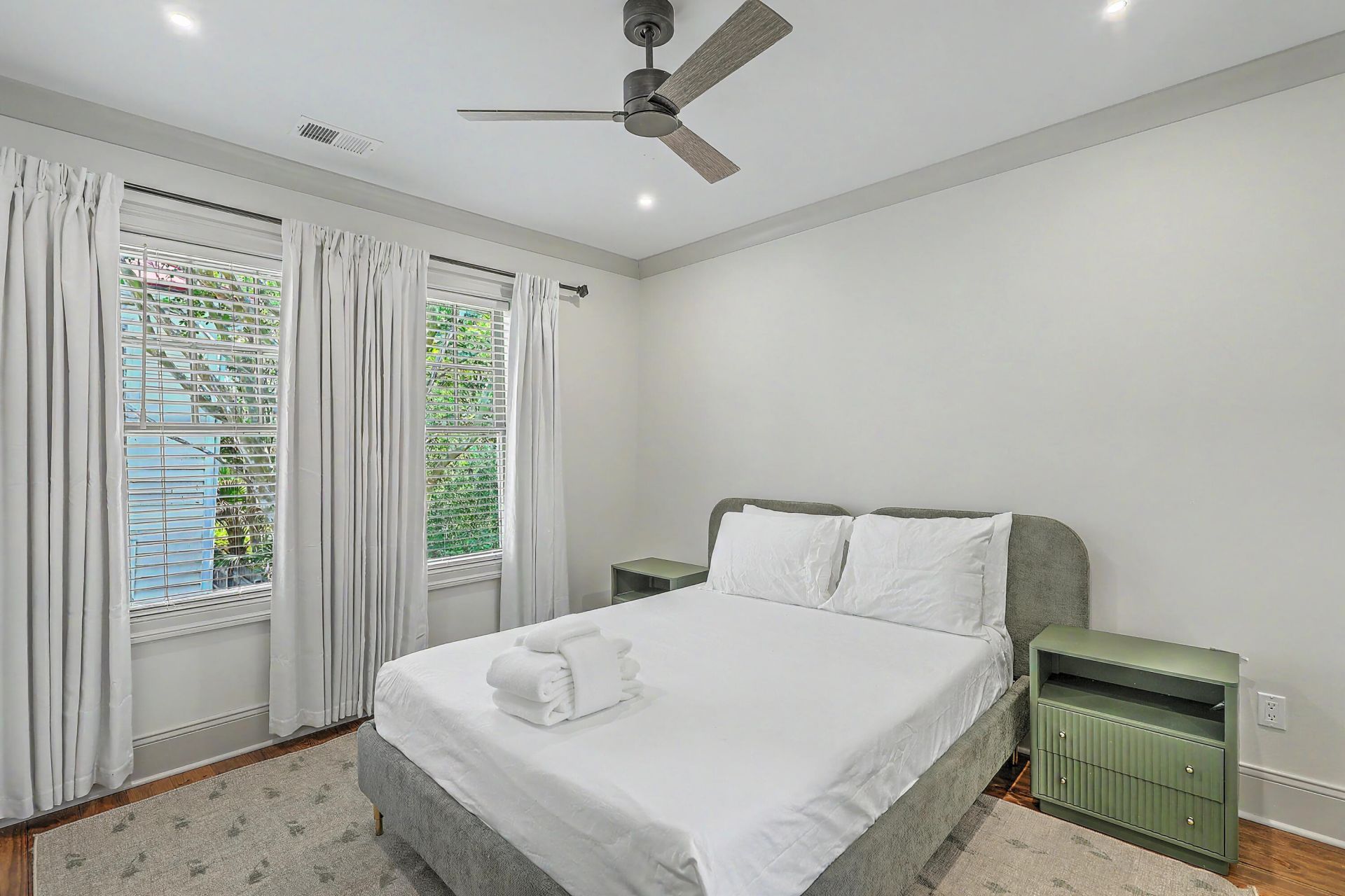 75 Smith Street Photo 32