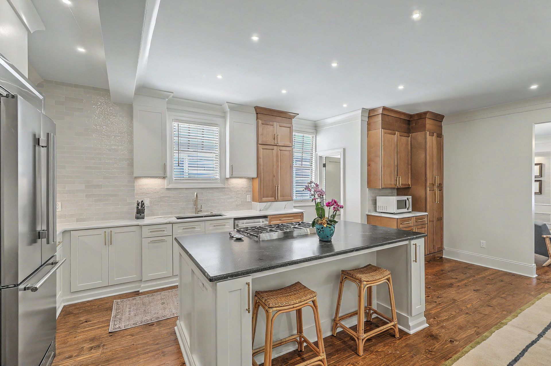 75 Smith Street Photo 5