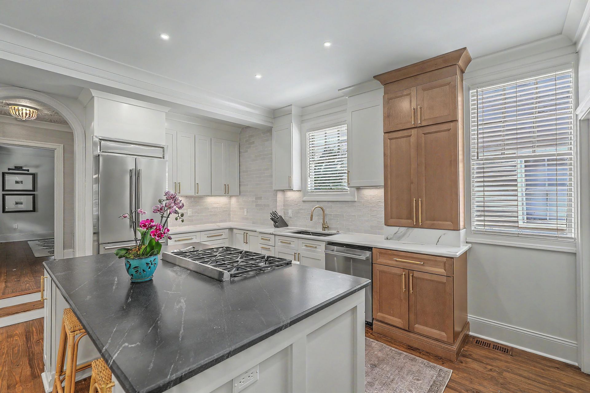 75 Smith Street Photo 6
