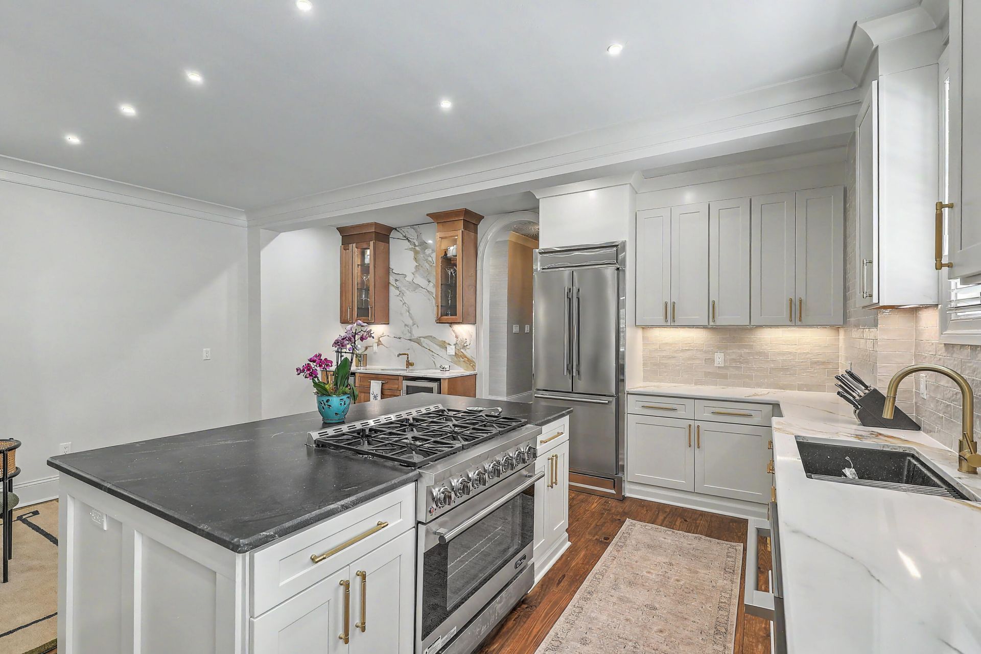 75 Smith Street Photo 7