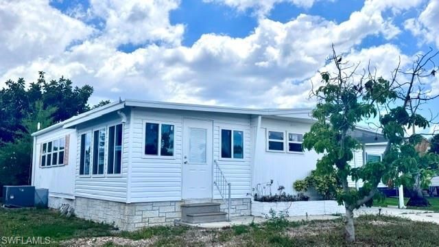5664 Captain John Smith Loop, North Fort Myers, FL 33917 Photo
