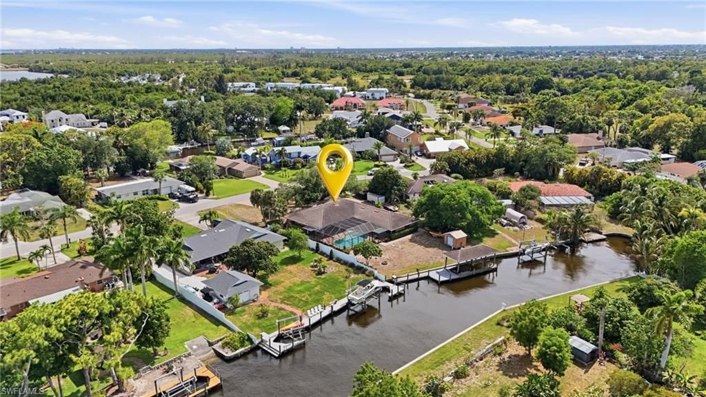 1860 Marina Cir, North Fort Myers, FL 33903 Photo