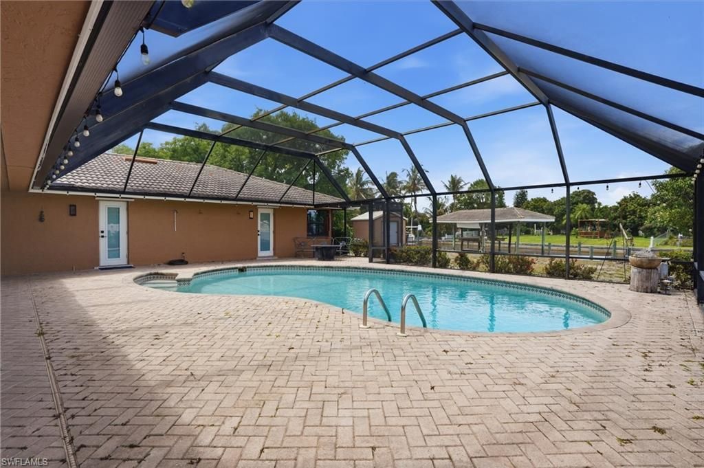 1860 Marina Cir , North Fort Myers, FL 33903 Photo