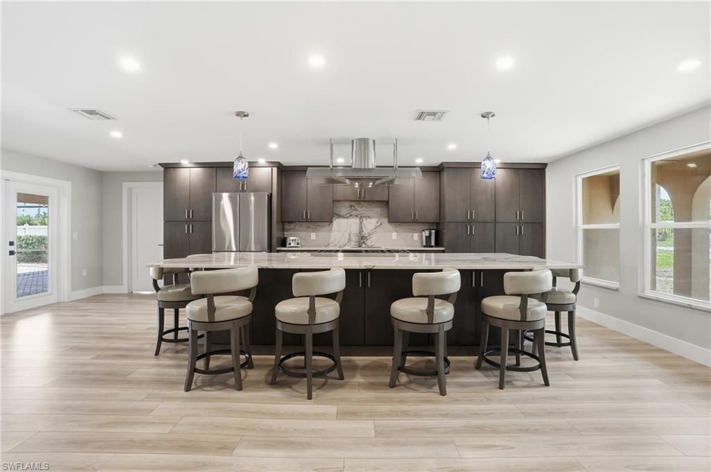 1860 Marina Cir, North Fort Myers, FL 33903 Photo