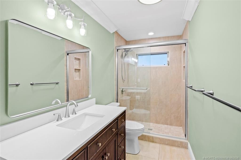2671 NE Pinecrest Lakes Boulevard, Jensen Beach, FL 34957 Photo
