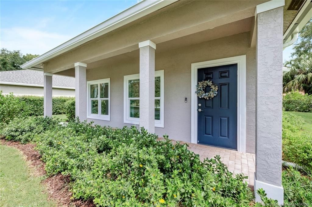 2671 NE Pinecrest Lakes Boulevard, Jensen Beach, FL 34957 Photo