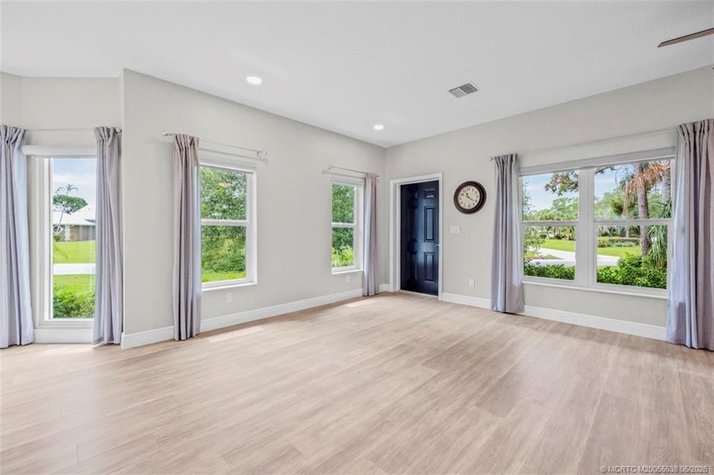 2671 NE Pinecrest Lakes Boulevard, Jensen Beach, FL 34957 Photo