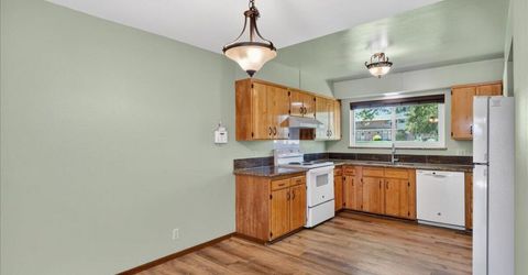 106 Smithridge Park, Reno, NV 89502 Photo