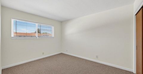 106 Smithridge Park, Reno, NV 89502 Photo