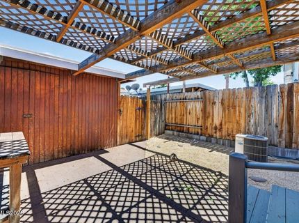 106 Smithridge Park, Reno, NV 89502 Photo