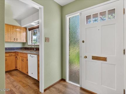 106 Smithridge Park, Reno, NV 89502 Photo